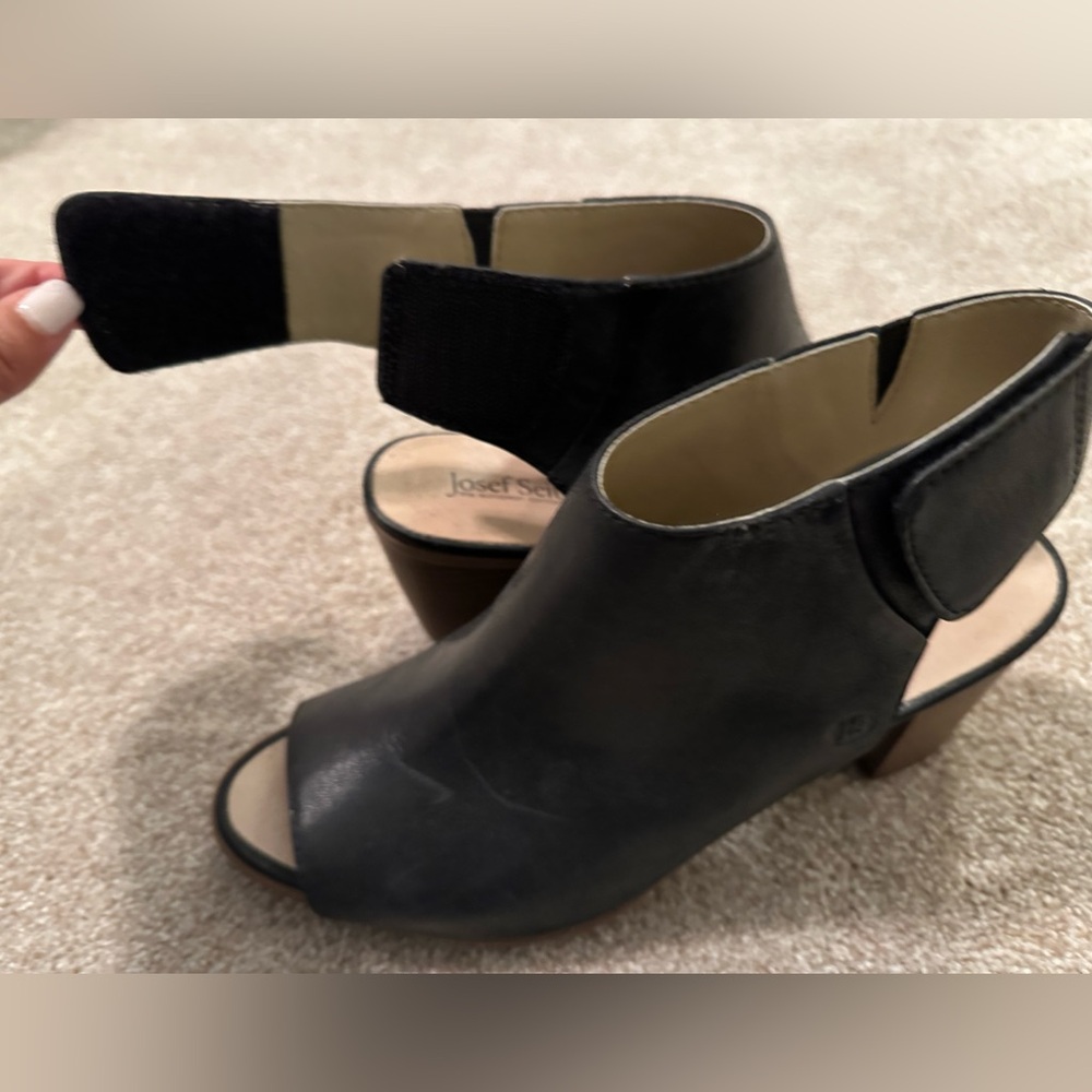 Josef Seibel Bonnie black peep toe bootie size 38 - Picture 9 of 10